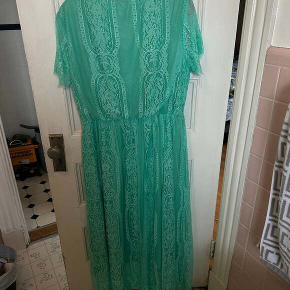 PRETTYGARDEN Womens Maxi Dress Short Sleeve V Neck Hollow Out Eyelet A-Line Long - Picture 2 of 2